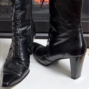 Stuart Weitzman -size 9